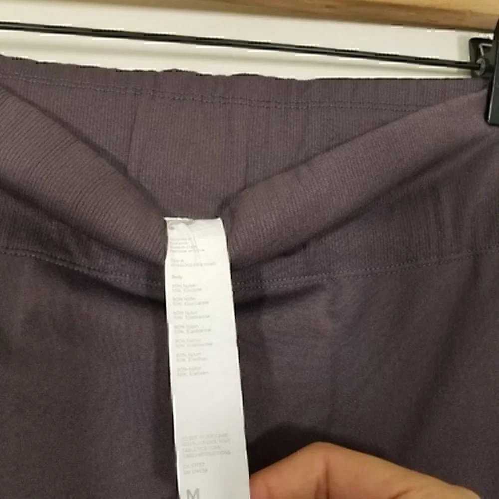 Fabletics Mesh Legging Size M - Picture 4 of 5
